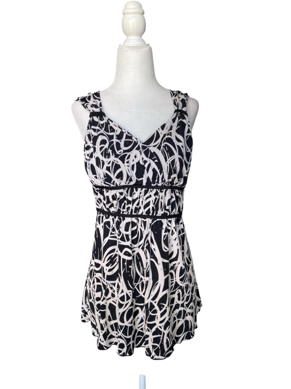 90’s tie back babydoll Sleeveless Black & White Abstract Print
